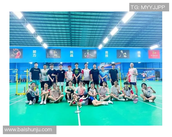 杭州羽毛球队与武汉羽毛球队赛后复盘分析灵活性表现与战术调整