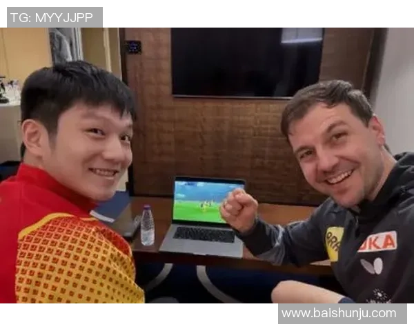 球迷热追足球明星精彩瞬间视频播放引发热议与讨论