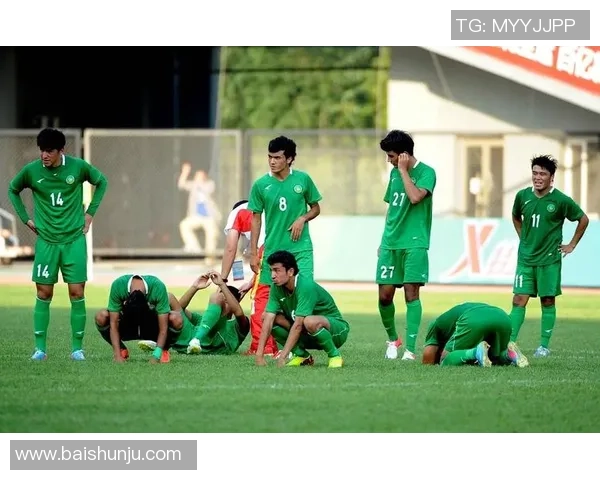 足球场上的歌声魅力揭秘那些唱歌好听的足球明星们 足球场上的歌声魅力揭秘那些唱歌好听的足球明星们