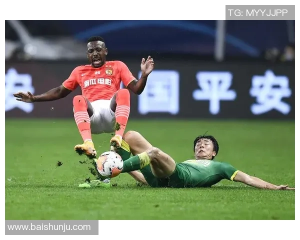 足球明星精彩庆祝瞬间集锦回顾展现激情与荣耀的完美时刻 足球明星精彩庆祝瞬间集锦回顾展现激情与荣耀的完美时刻