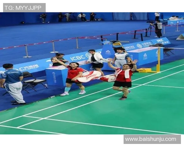 重庆羽毛球队如何通过比赛经验变革提升竞技水平与团队协作能力 重庆羽毛球队如何通过比赛经验变革提升竞技水平与团队协作能力