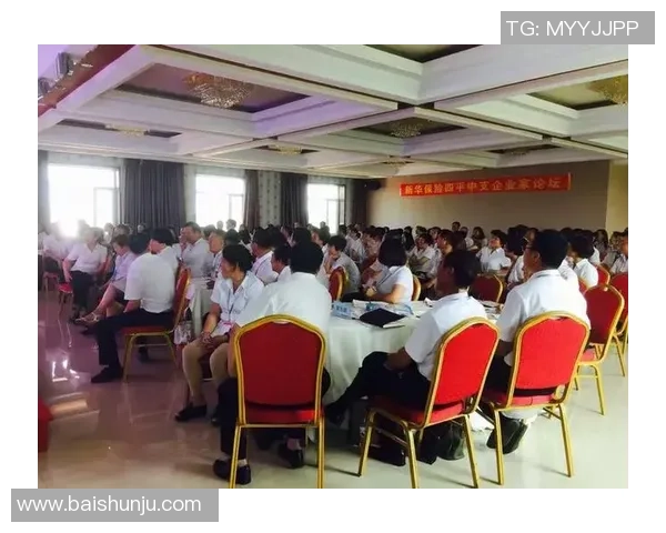 重庆足球队勇攀高峰的城市联赛特别报道与突破之路 重庆足球队勇攀高峰的城市联赛特别报道与突破之路